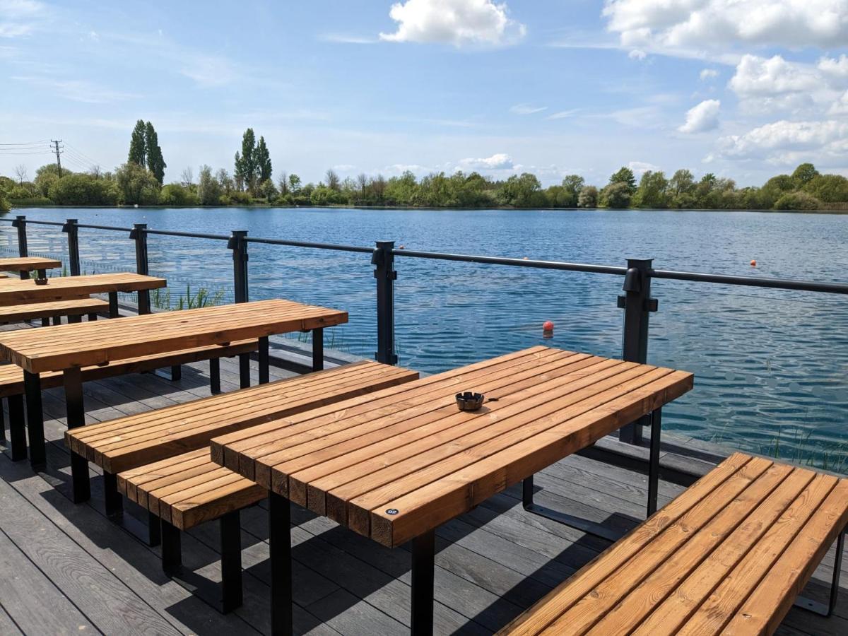 Chichester Lakeside Self-Catering Holiday Home Exterior foto